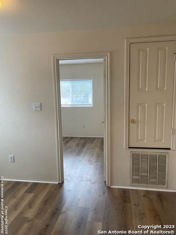 11221 Center Point Rd Property Photo 10