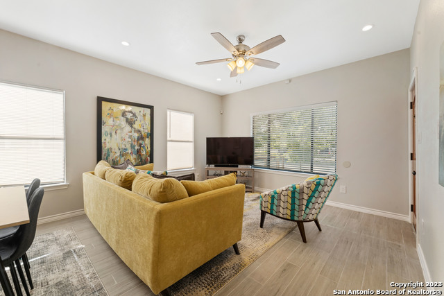 126 Vitra Pl Property Photo 19