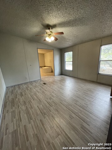 125 Pecan Dr Property Photo 9