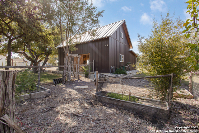 306 Sd 37981 Property Photo 14