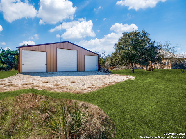 5001 Whartons Dock Road Property Photo