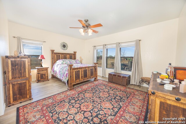9587 Fm-2200 Property Photo 10