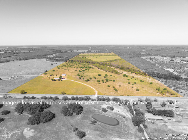 9587 Fm-2200 Property Photo 15