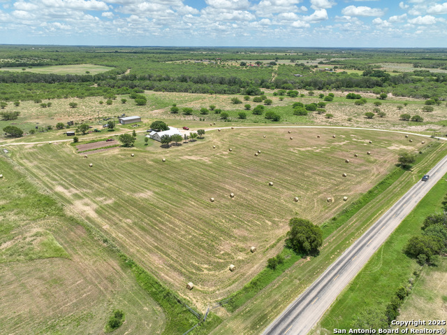 9587 Fm-2200 Property Photo 23