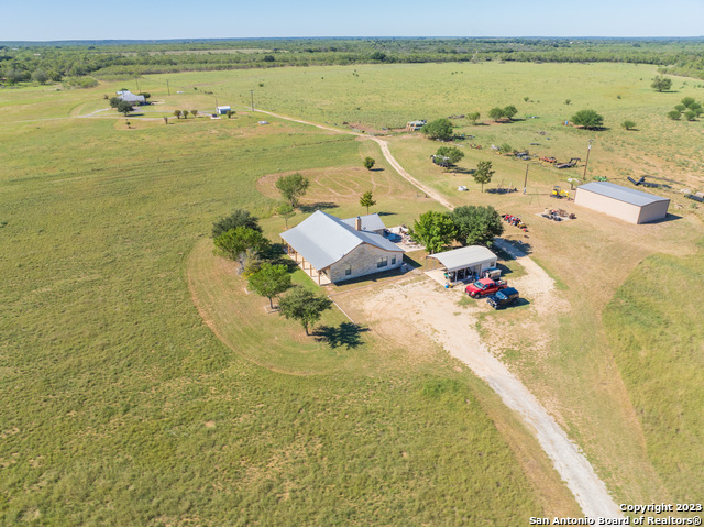 9587 Fm-2200 Property Photo 26