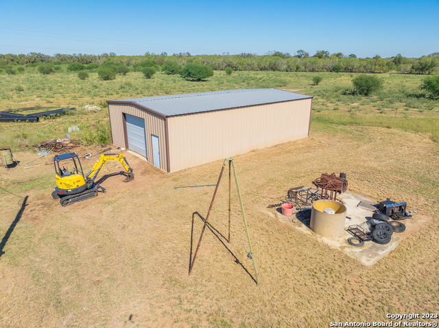 9587 Fm-2200 Property Photo 28
