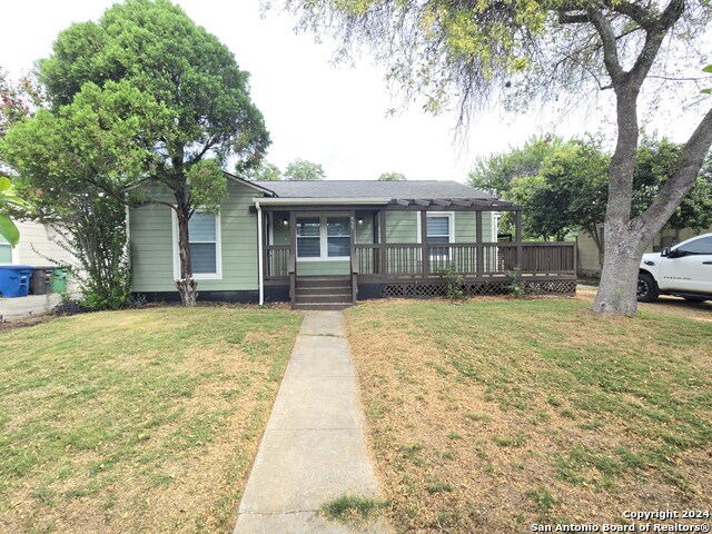 527 N Meadowlane Dr Property Photo 3