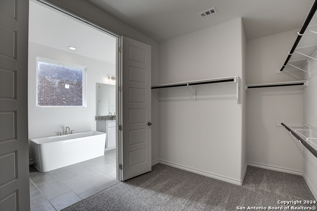 248 Jereth Crossing Property Photo 22