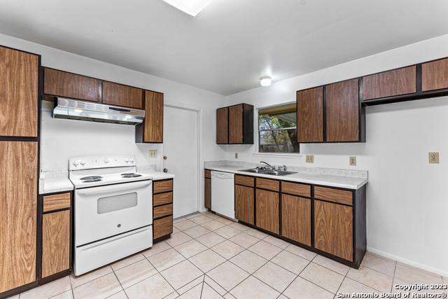 8627 Cape Valley St Property Photo 12