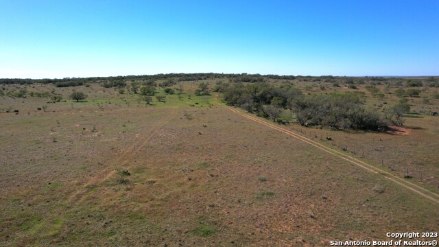 1913 County Road 3000 Property Photo 6