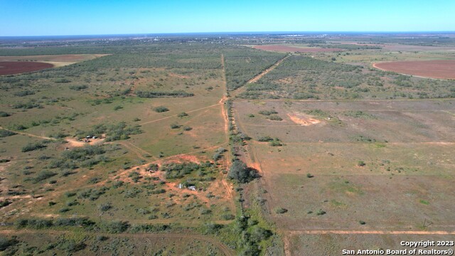 1913 County Road 3000 Property Photo 12