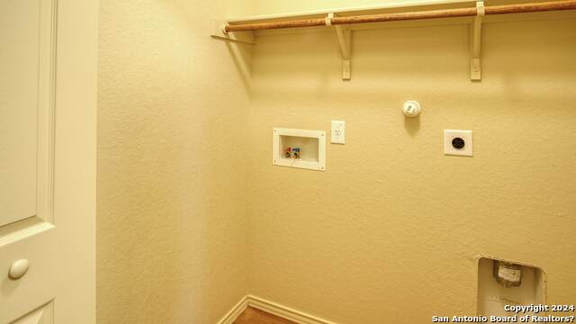 10506 Goose Way Property Photo 9