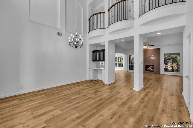 1042 Solitude Cove Property Photo 13