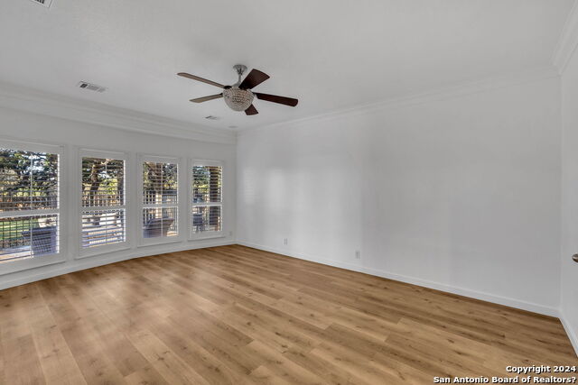 1042 Solitude Cove Property Photo 35