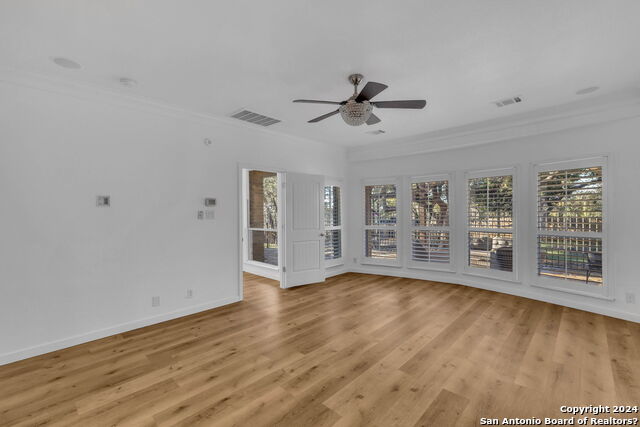 1042 Solitude Cove Property Photo 36