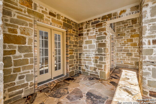 1042 Solitude Cove Property Photo 59