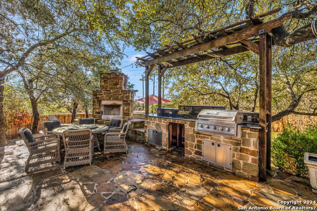 1042 Solitude Cove Property Photo 64