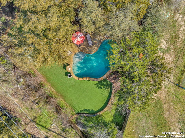 1042 Solitude Cove Property Photo 78