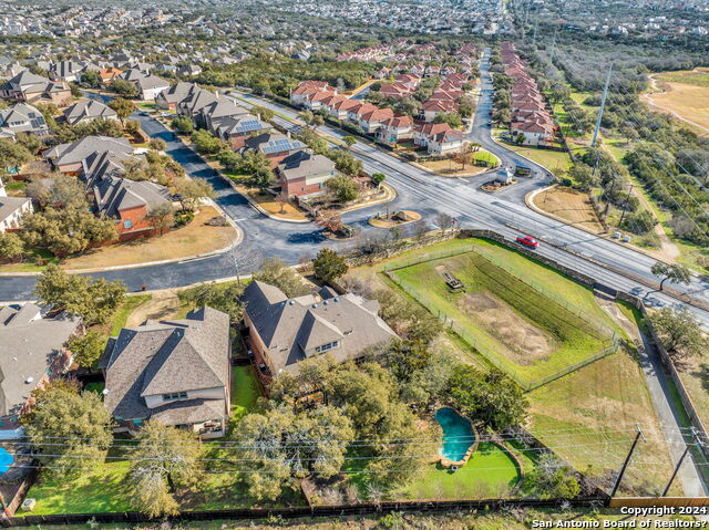 1042 Solitude Cove Property Photo 81