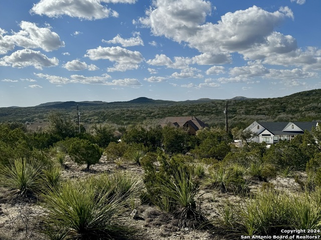 25218 Singing Rain Property Photo 3