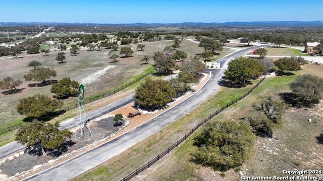 116 Roy Nichols Property Photo 9