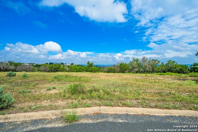 329 Loma Vista Property Photo 2