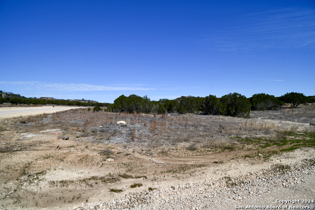 665 Cool Creek Rd Property Photo 6