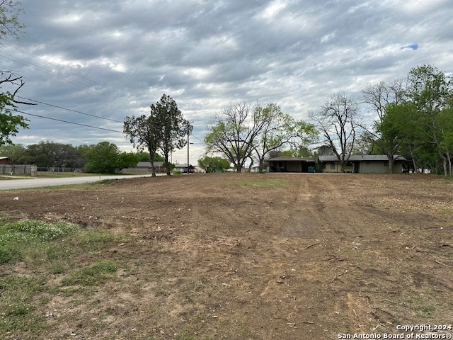 703 Poplar St Property Photo 9