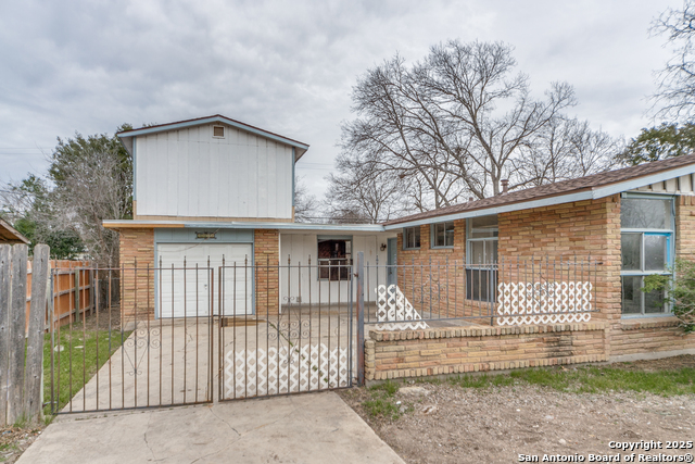 4411 Eisenhauer Rd Property Photo 1