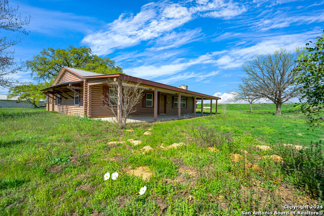 1221 Us-181 N Property Photo 10