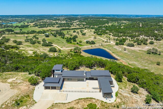 5081 Bandera Highway Property Photo