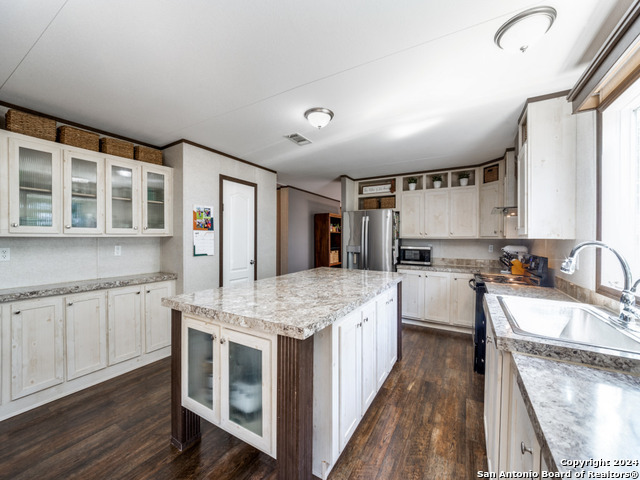559 Pr 1517 Property Photo 1