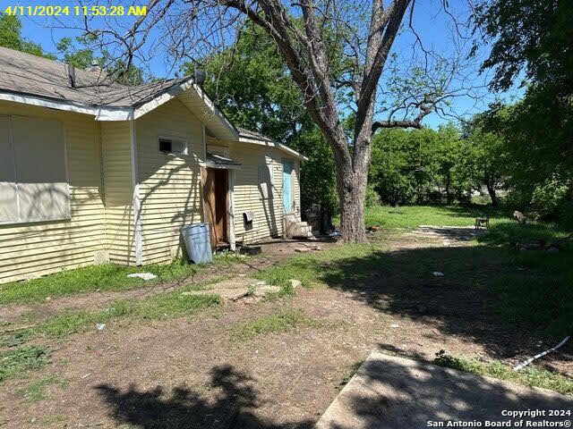 507 Blue Bonnet St Property Photo 2