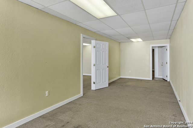 217 W Main St Property Photo 9