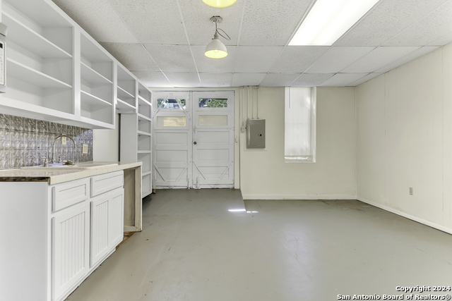 217 W Main St Property Photo 27