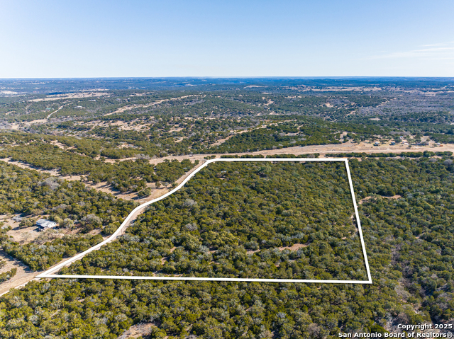 301 Cross Cut Property Photo 1