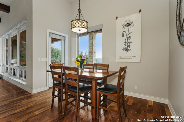 7610 Ramble Rdg Property Photo 16