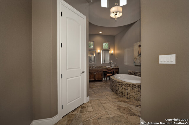 7610 Ramble Rdg Property Photo 20