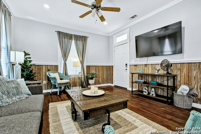 103 Saint Charles Property Photo 10