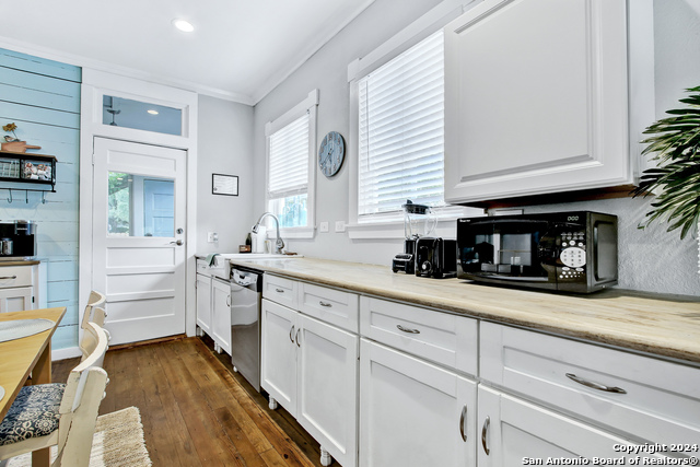 103 Saint Charles Property Photo 15