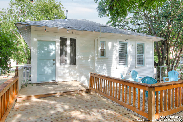 103 Saint Charles Property Photo 38