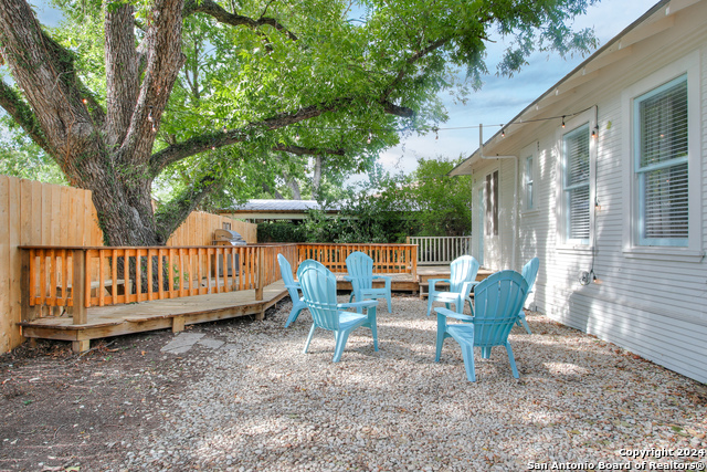 103 Saint Charles Property Photo 40
