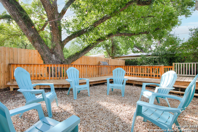 103 Saint Charles Property Photo 41
