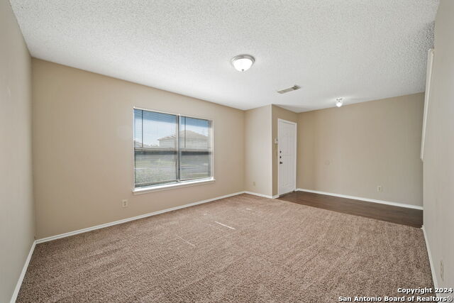 8023 Chestnut Cedar Property Photo 3