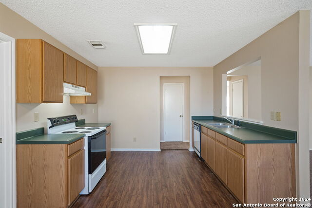 8023 Chestnut Cedar Property Photo 10