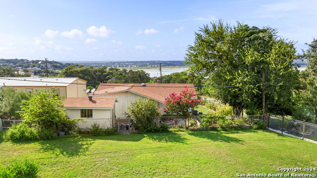 527 Canyon Edge Property Photo 4