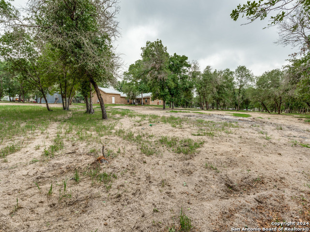 1004 Bluebonnet Ln Property Photo 35