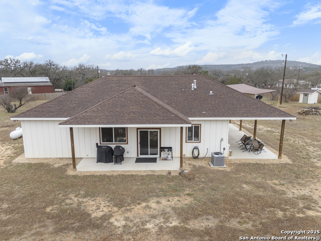 175 Pine Tree Rd Property Photo 4