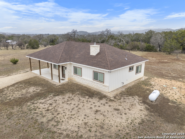 175 Pine Tree Rd Property Photo 6