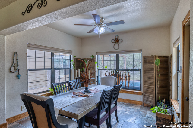 577 Mariposa Avenue Property Photo 18